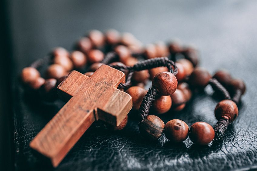 How are a Rosary Service and a Vigil or Wake Different?