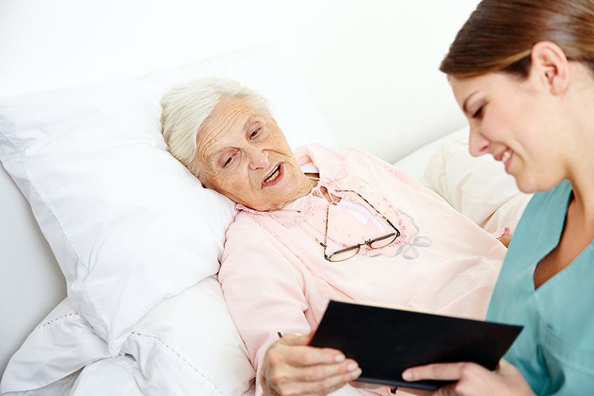 7 Ways that Being in Hospice Care is Different from Being in the Hospital
